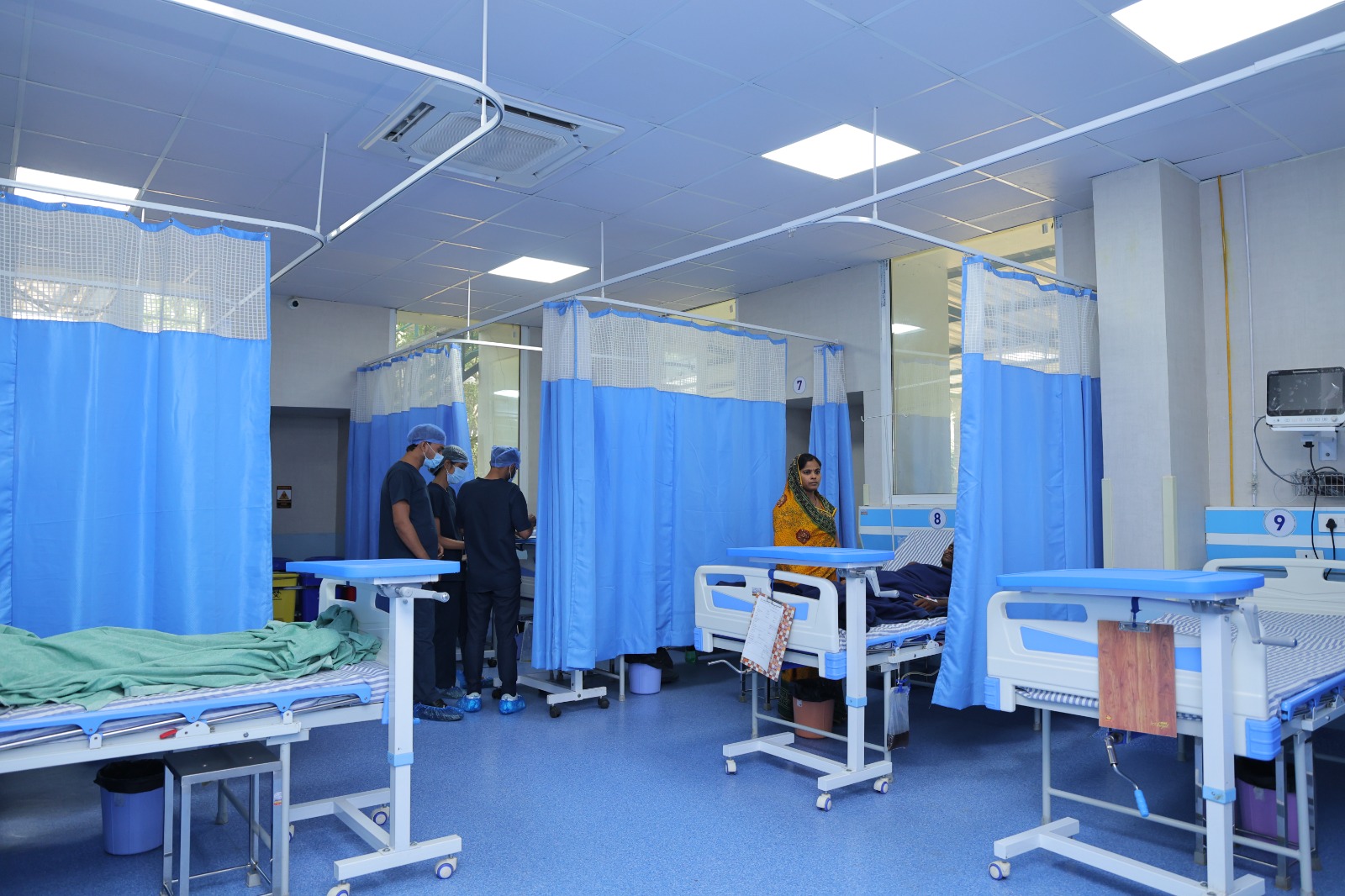 Well-equipped emergency care unit or ICU.